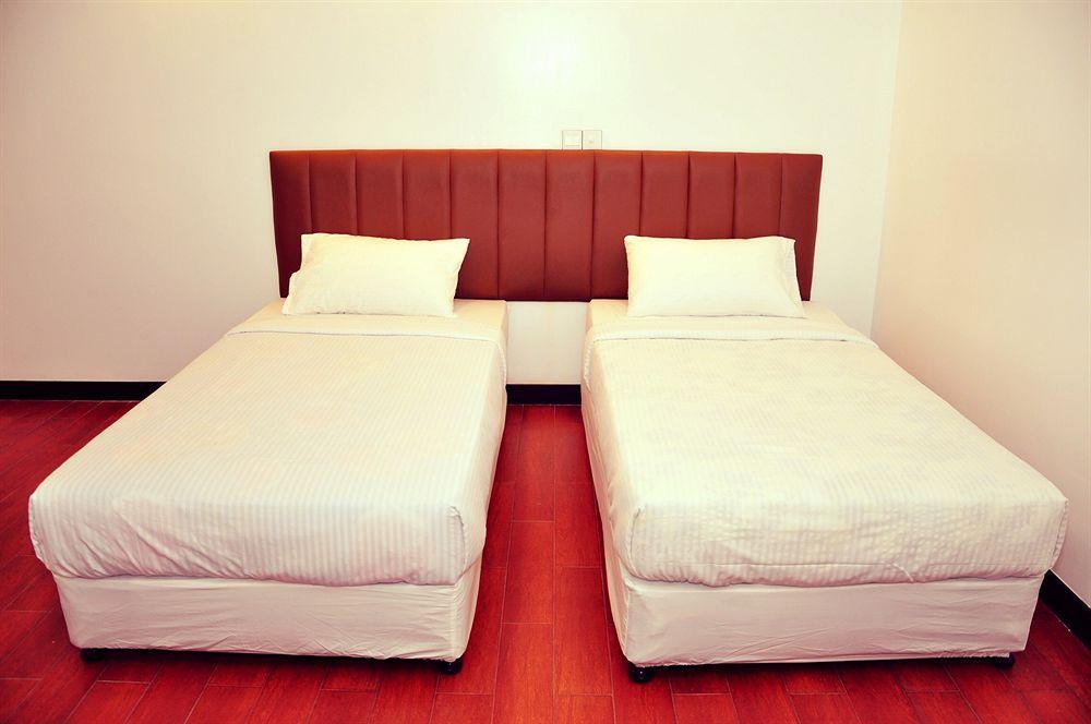 Hotel High Five